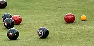 Mixed fortunes for Prattens' bowlers s