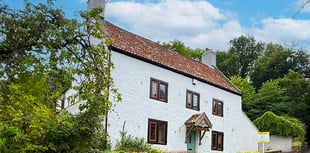 Characterful cottage from the 1500's available for £595,000