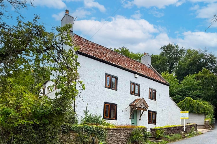Dipping Well Cottage