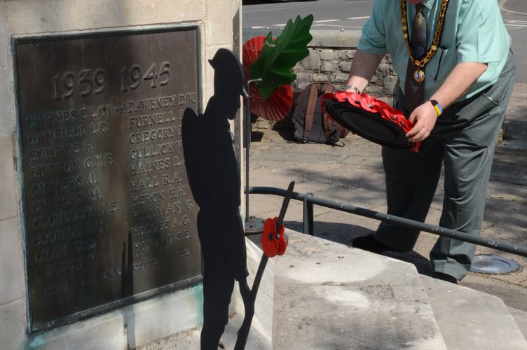 A number of wreaths were laid including one by the mayor of Radstock Cllr Chris Dando