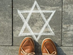 Schools join Holocaust project