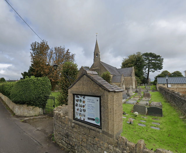 St John's and St Julian's Christingle prep