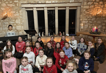 Choir join Community Carols by Candlelight