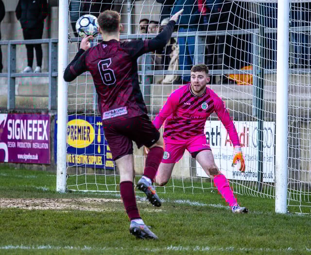 Smashing Paulton stun league leaders Clevedon 