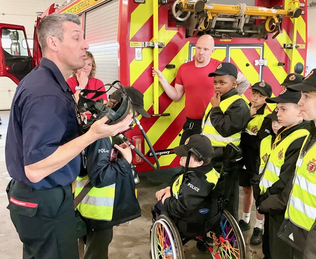 Peasedown pupils visit Kingswood Fire Station