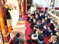 Peasedown pupils visit Hindu Temple