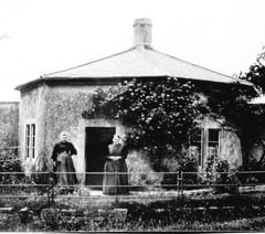 Can you identify this week's mystery photograph?