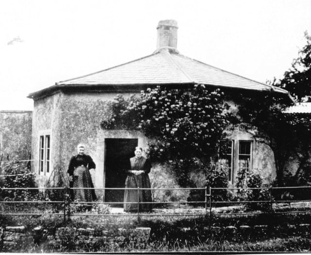 Can you identify this week's mystery photograph?