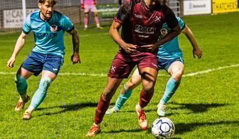 Rovers continue promotion charge with comfortable away win