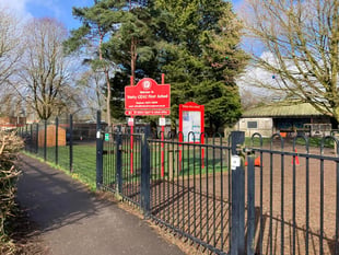 New classroom to ease school pressure