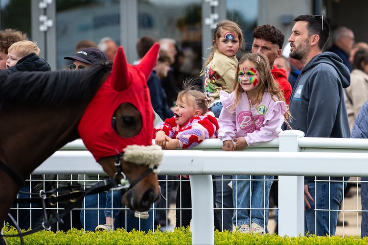 Enjoy a sporting spectacle at Bath Races
