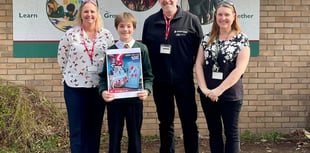 Teenager Rufus designs Chew 10K artwork