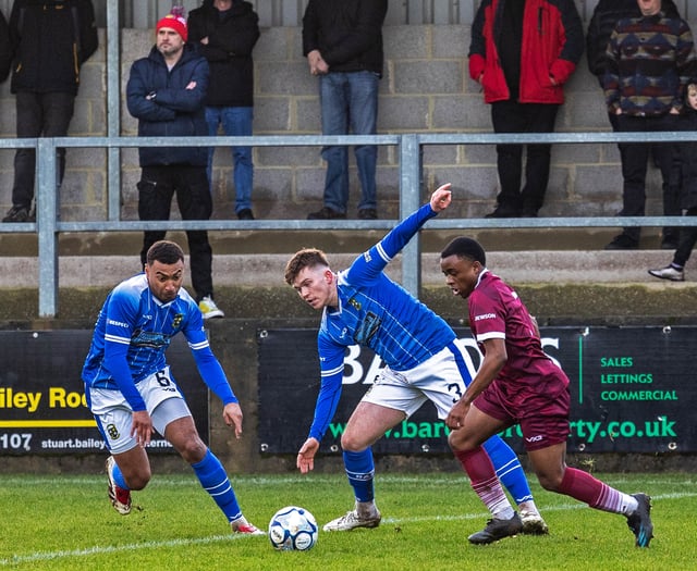 Paulton face play-off clash at home to Clevedon Town 