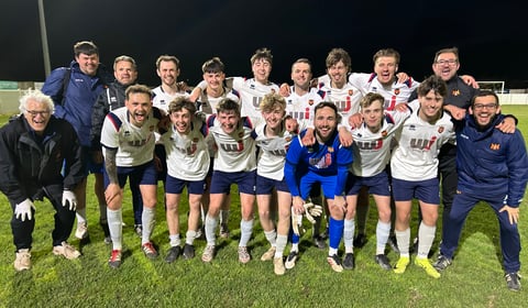 Wellington stun title favourties Torpoint Athletic 