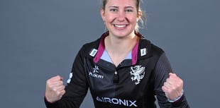 Young spinner Lola has signed for Somerset 