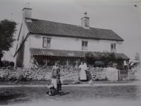Mystery Photograph: Any idea where this house could be?