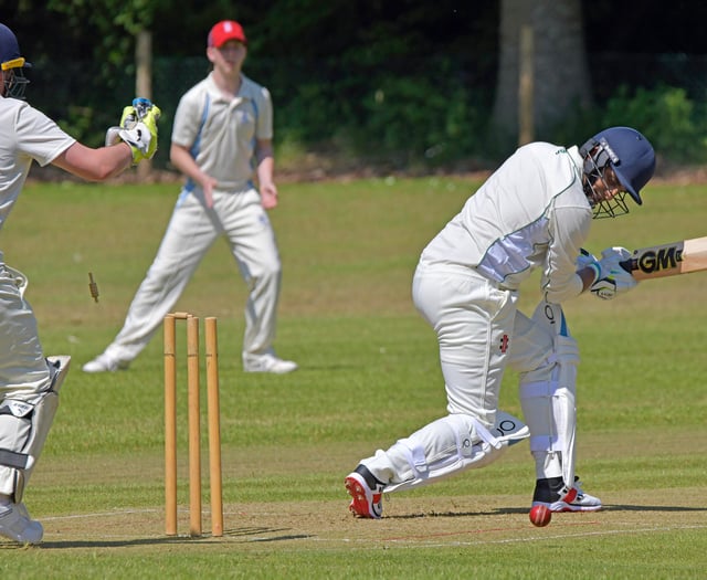 Timsbury lose another thrilling match at Cleeve 