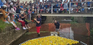 Record 1,000-plus entry for duck race