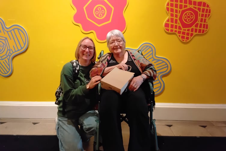 Sue was taken to the exhibition by the team from Care UK's Rossetti House as part of their Wishing Tree initiative.