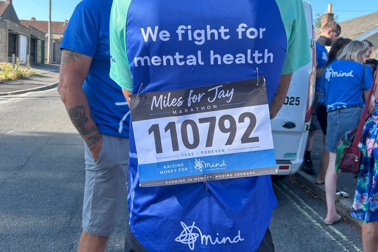 Dec undertook to run the marathon alone, on the day that would have been his brother's 34th Birthday.