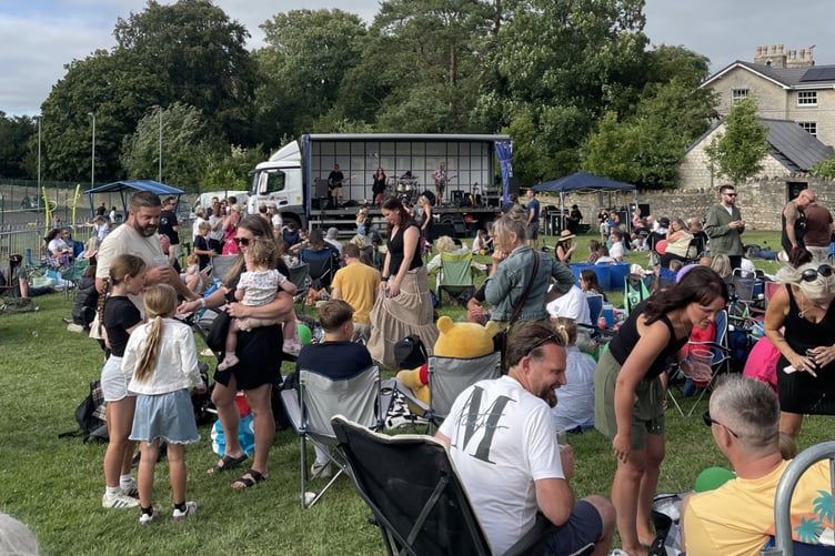 Live music on the stage kept crowds entertained during the afternoon and evening.