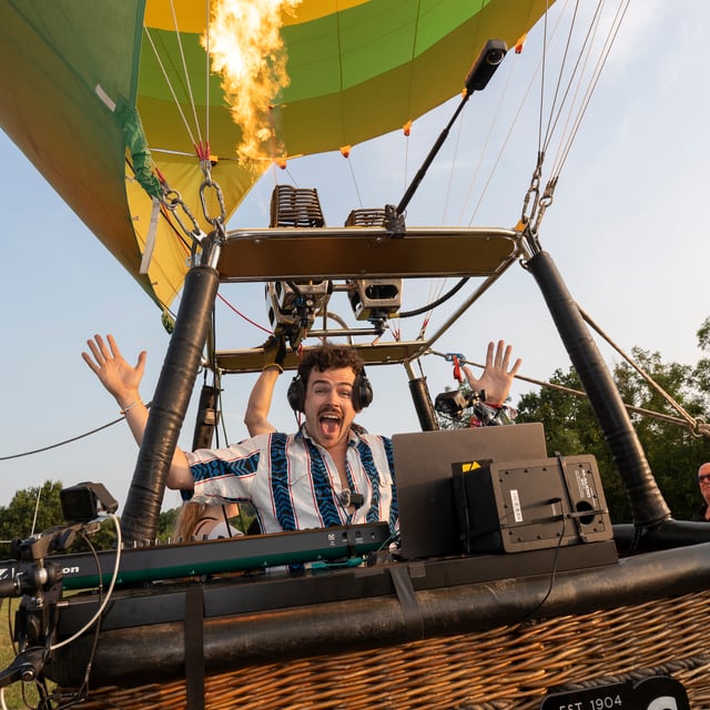 DJ takes to new heights in first airborne remix