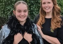 Youth theatre Singin’ in the Rain welcomes director back to Frome
